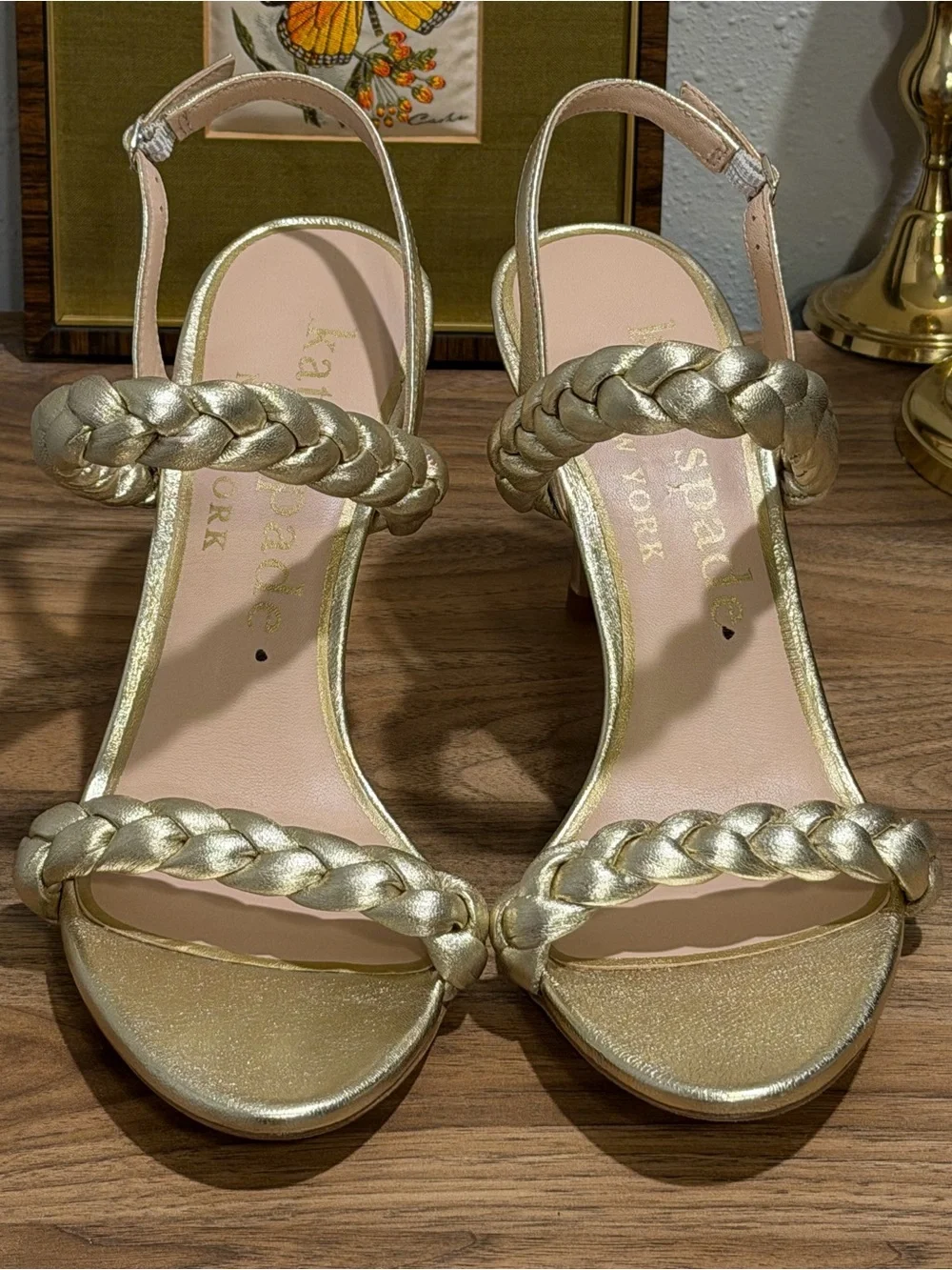 Kate Spade New York NWOB 7.5B Pale Gold Saffron Stiletto Heel Leather Cocktail
